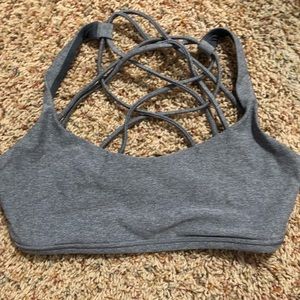 Lululemon size 6 sports bra